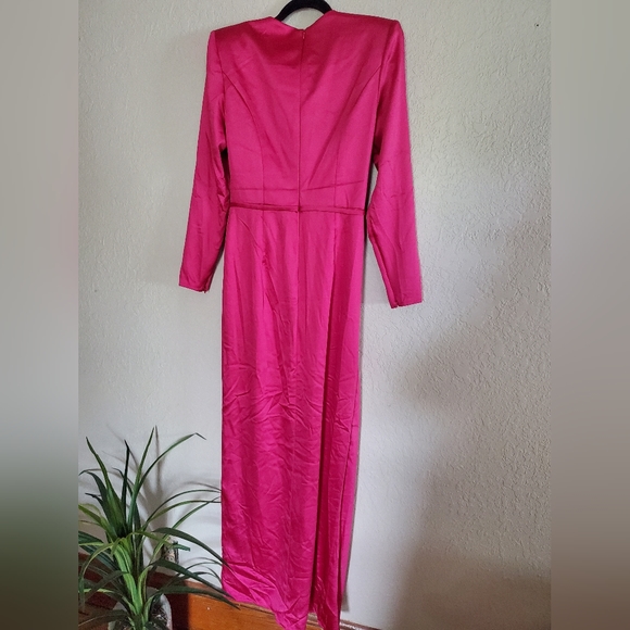 Mac Duggal LONG SLEEVE STRUCTURED BOW DRAPED GOWN - Picture 5 of 7